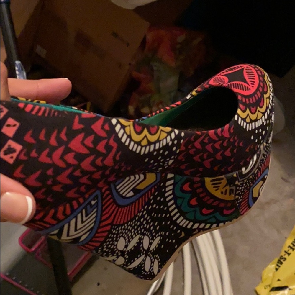 Bucco shoes